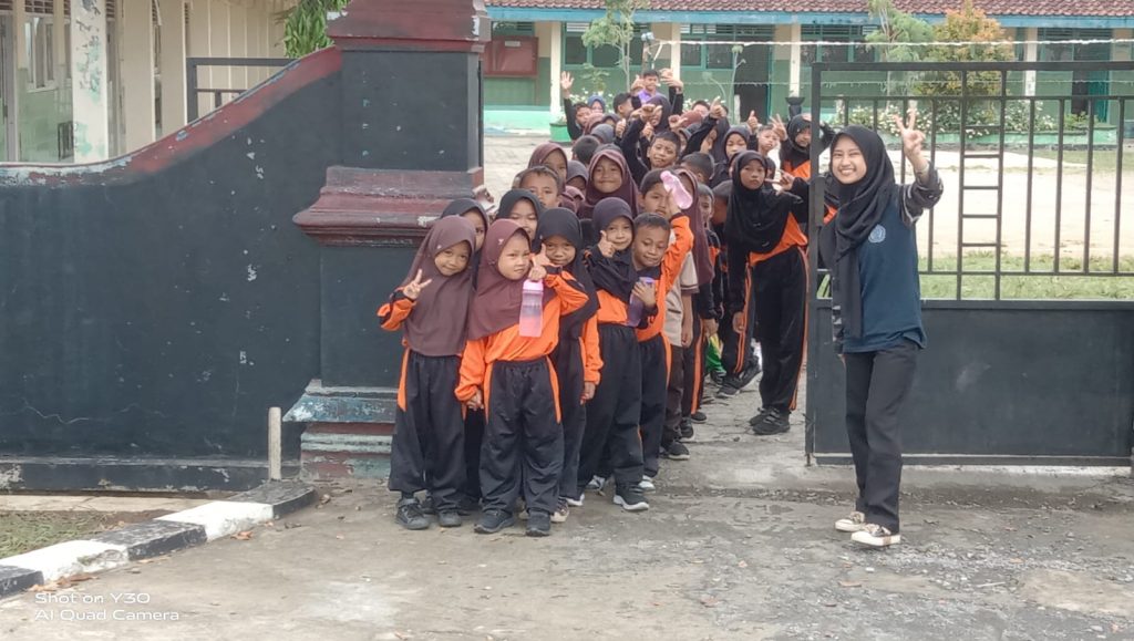 Tunjangan guru honorer